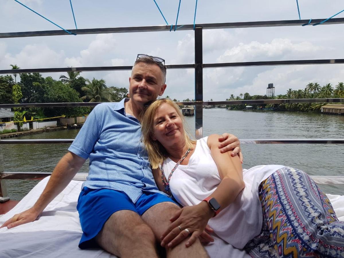 Vaishnav Tours Hotel Alappuzha Eksteriør billede